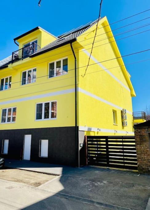 Lemon Premium Apartment Szeged Eksteriør bilde